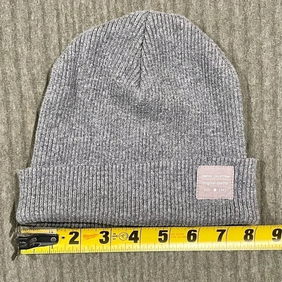 Zara Beanie - Picture 5 of 6